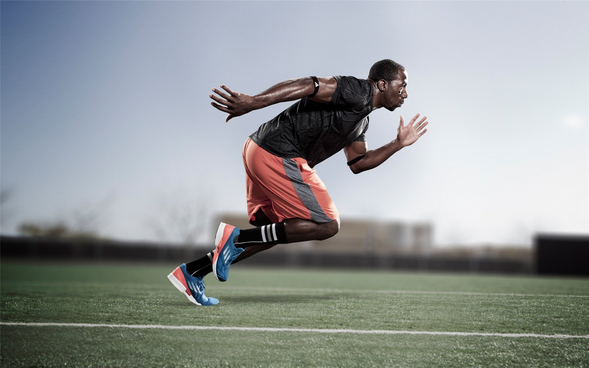 曼联官宣续约拉什福德,未来核心地位确认,曼联拉什福德球衣号码