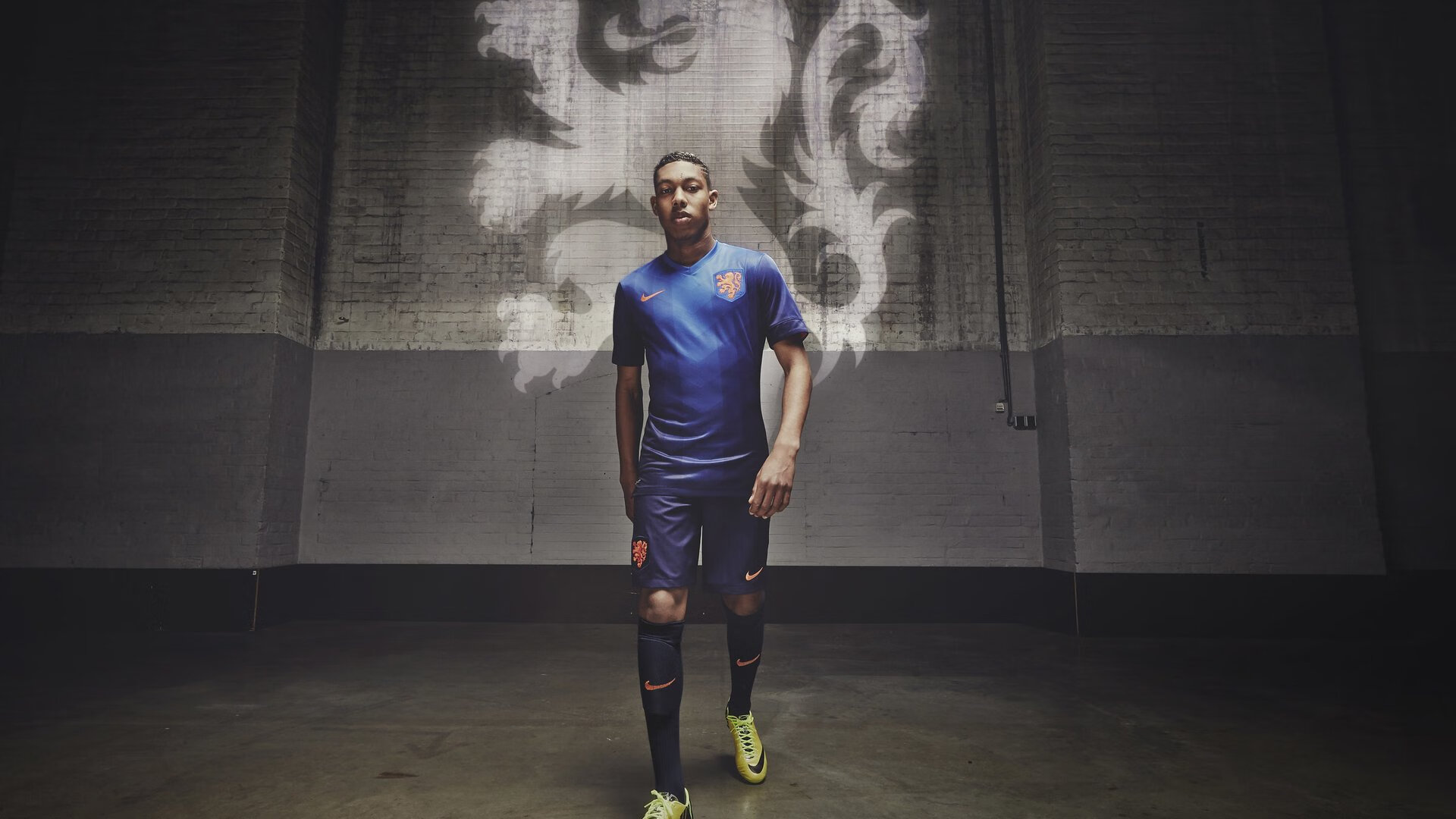 田径赛事吸引更多观众参与